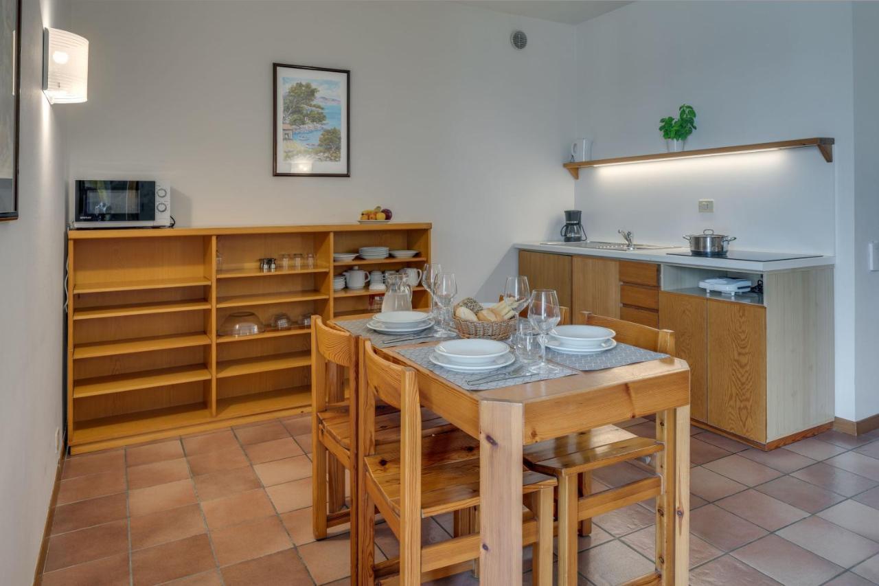Appartamenti San Carlo Costermano sul Garda Exterior foto