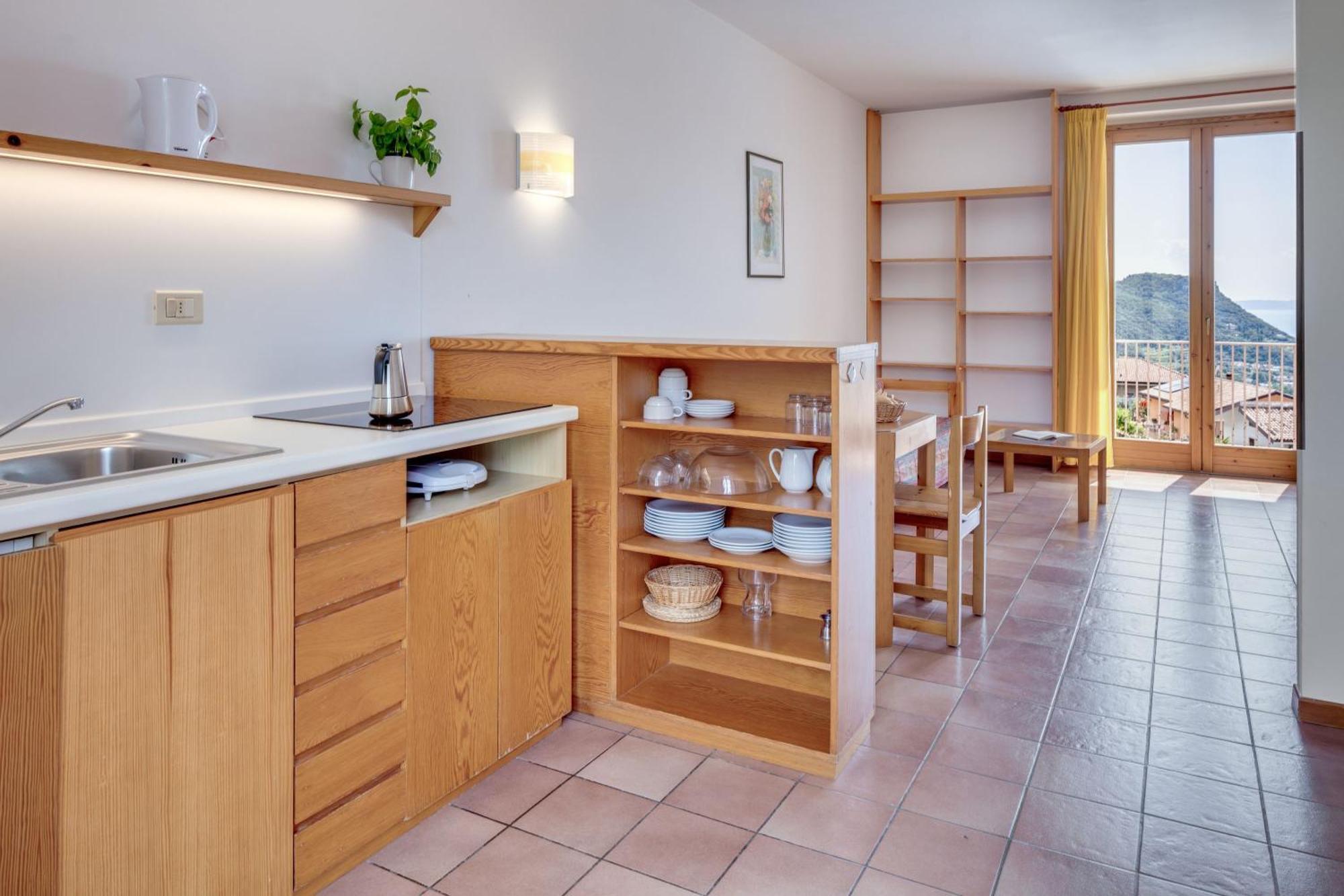 Appartamenti San Carlo Costermano sul Garda Exterior foto