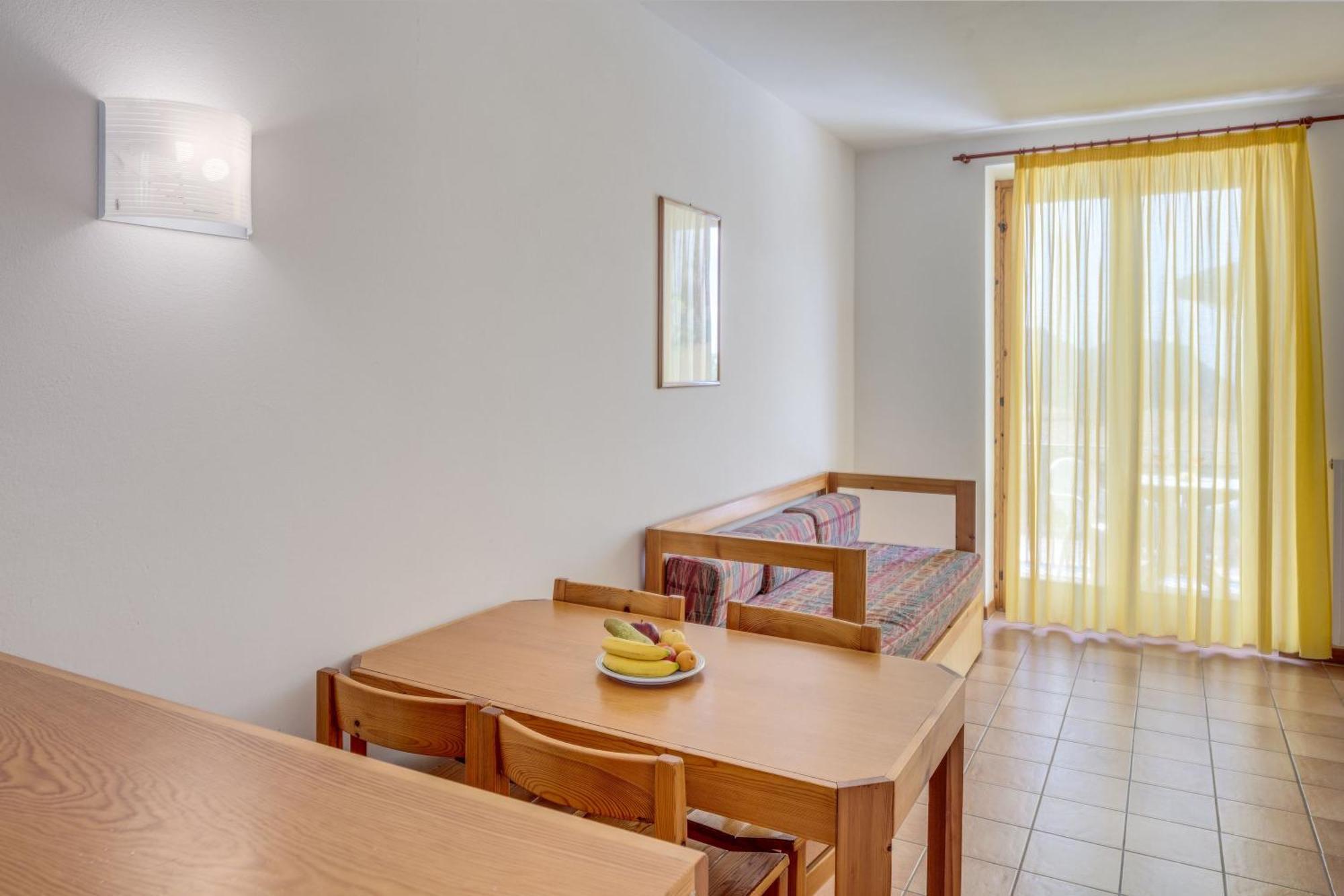 Appartamenti San Carlo Costermano sul Garda Exterior foto