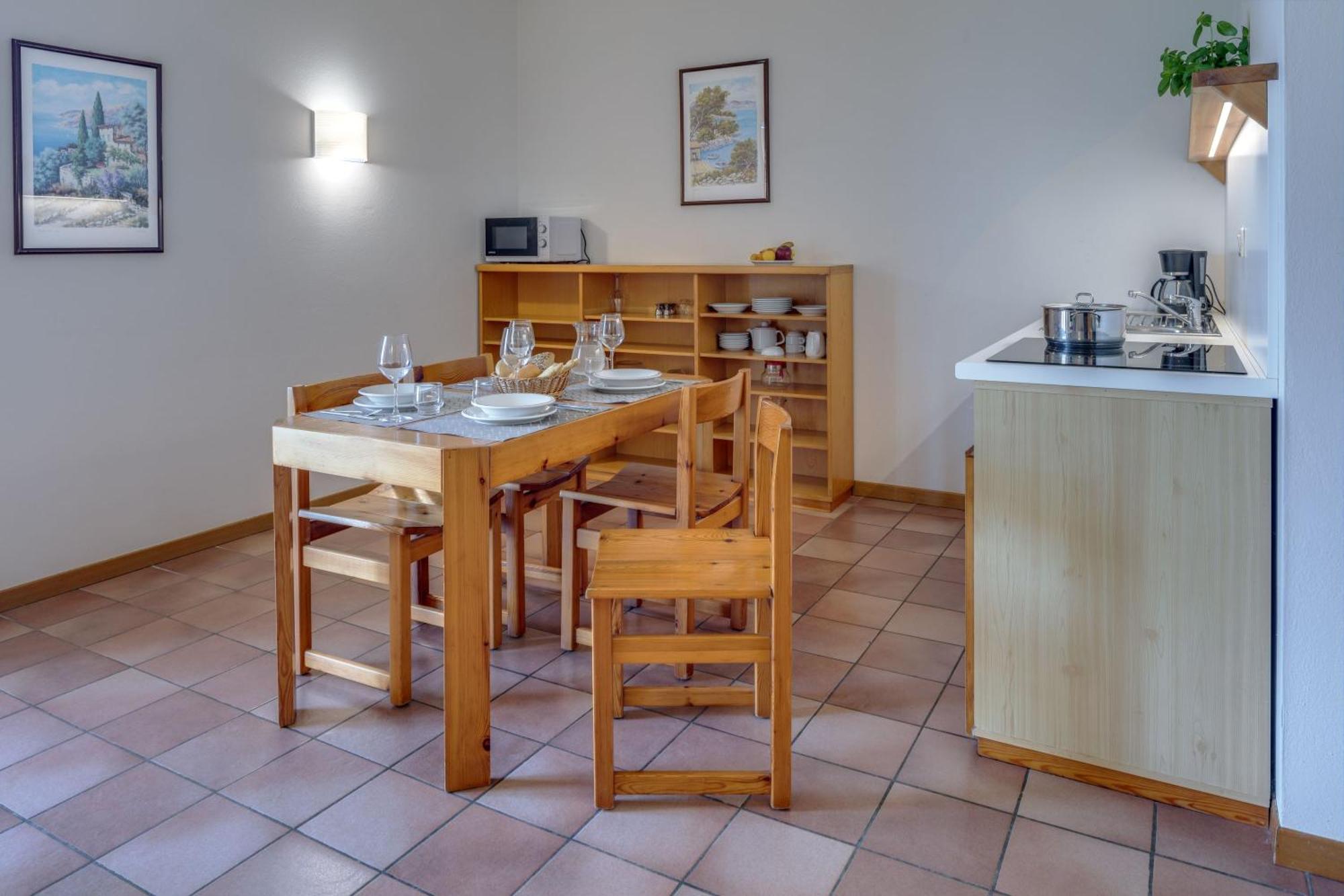 Appartamenti San Carlo Costermano sul Garda Exterior foto